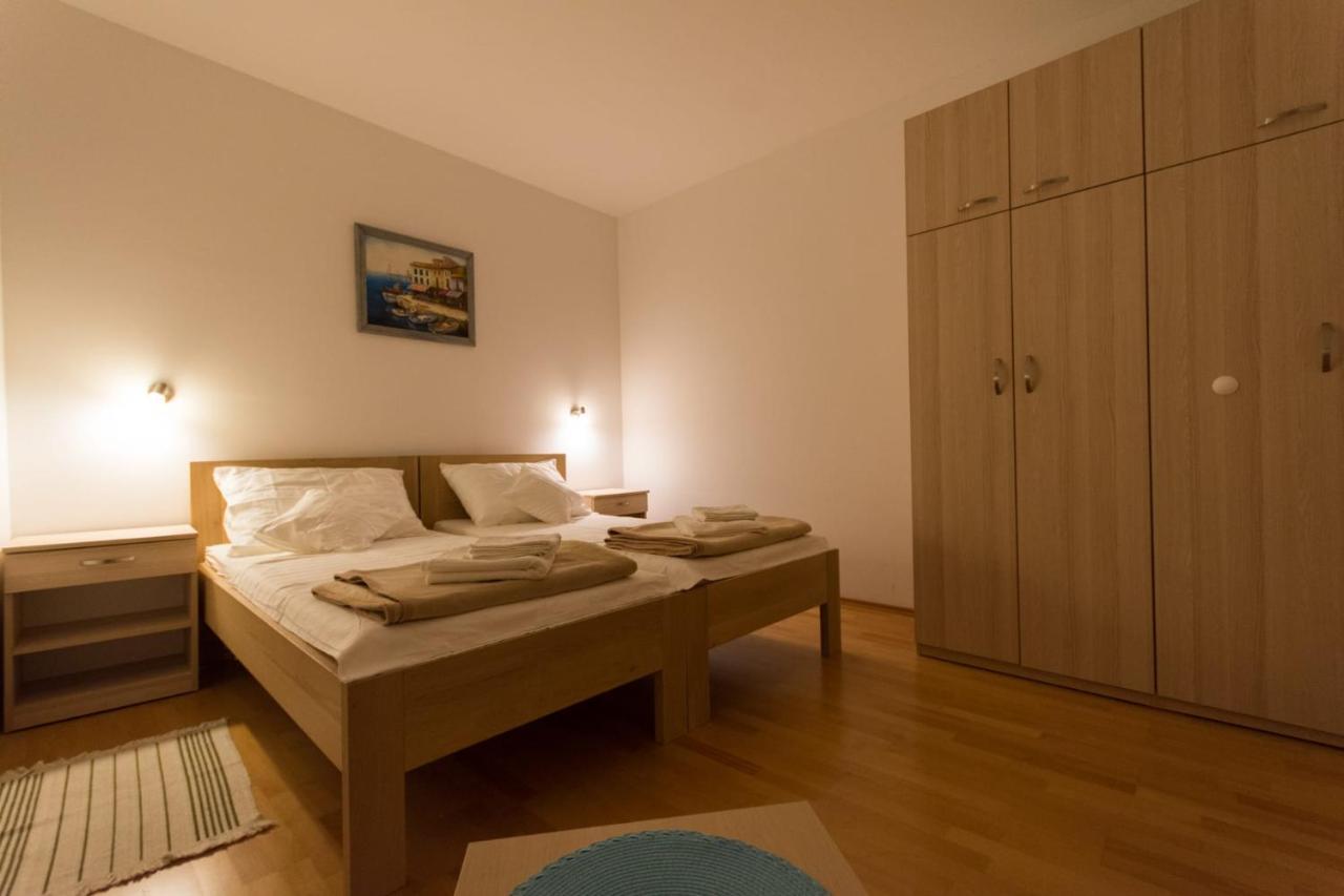 Sophie Apartman *